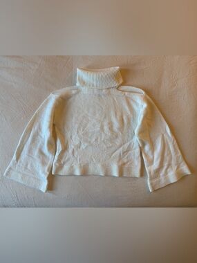 Factorie Cold Shoulder Turtleneck Sweater in Cream